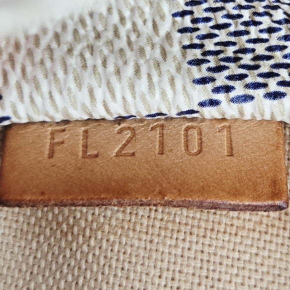 Authentic LOUIS VUITTON LV Totally Azur PM White Damier Checkered Tote - Picture 15 of 16